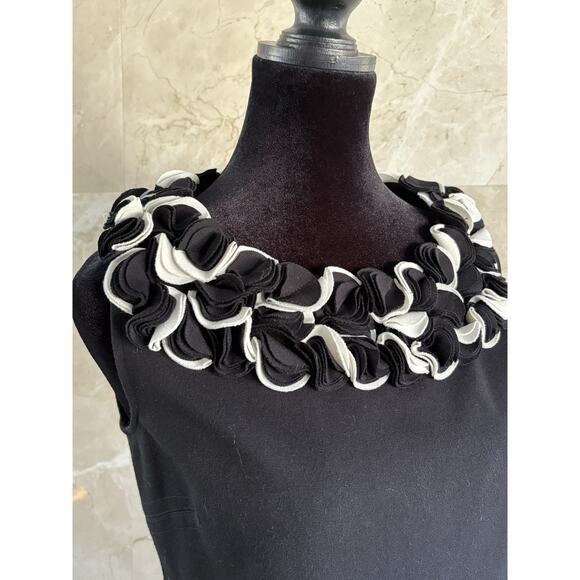 VTG Cache Cocktail Dress - 6 Black White Dramatic Ruffle Neckline Holiday Party - Picture 4 of 11